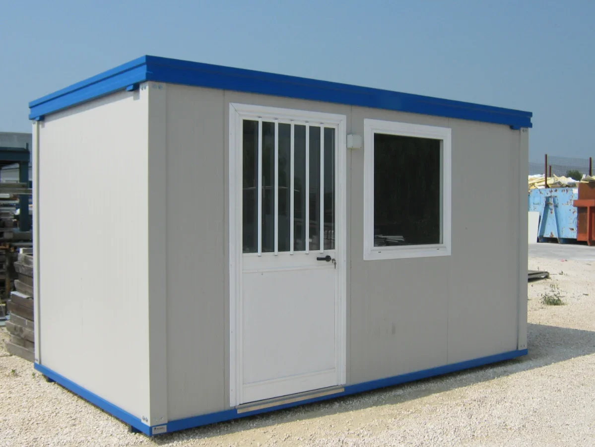 Container de chantier 4 × 2,4 m — photo 5